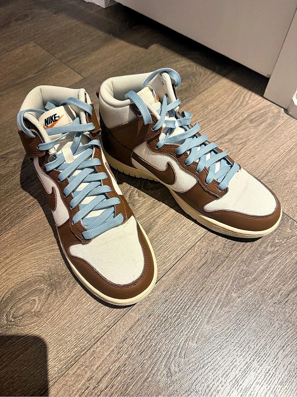 Nike Dunk High Retro High Top Sneakers in Brown & White US Men’s 8/Women’s 9.5